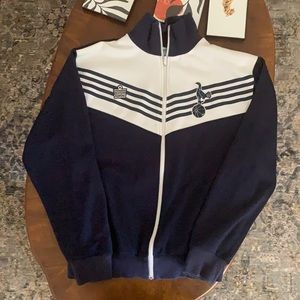 Tottenham Hotspurs full zip